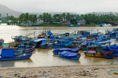 Порт Нячанга, Вьетнам, Eho Severa, корабли