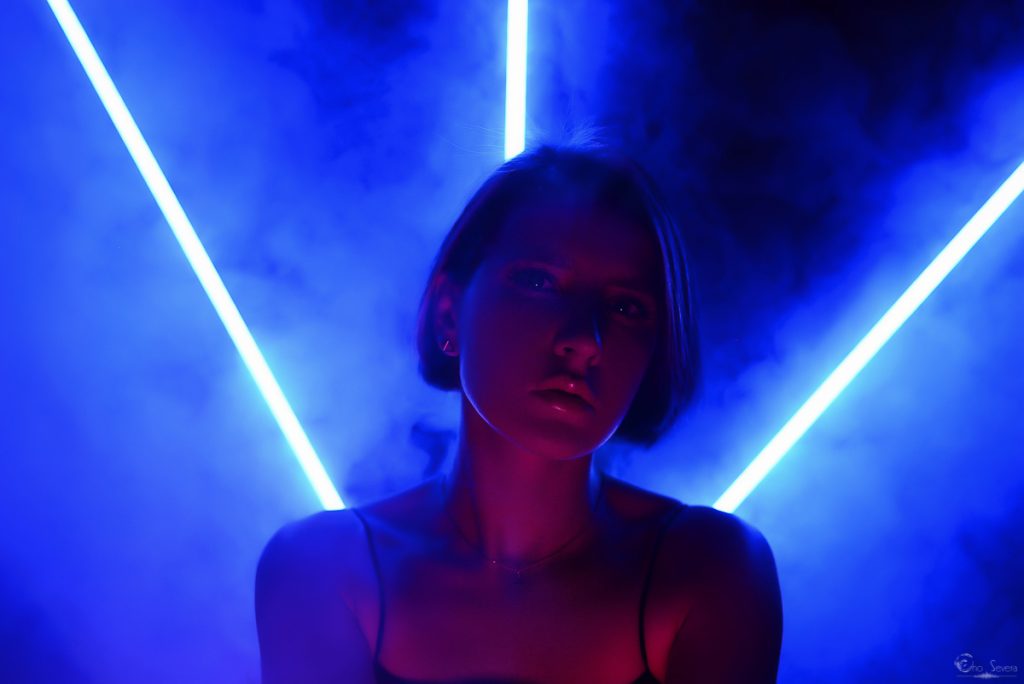 EhoSevera, Cyberpunk, Неоновый свет